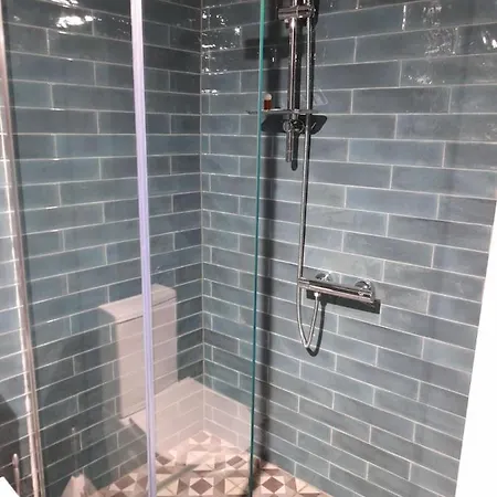 ゲストハウス プライベート アコモデーション リンダ 2*