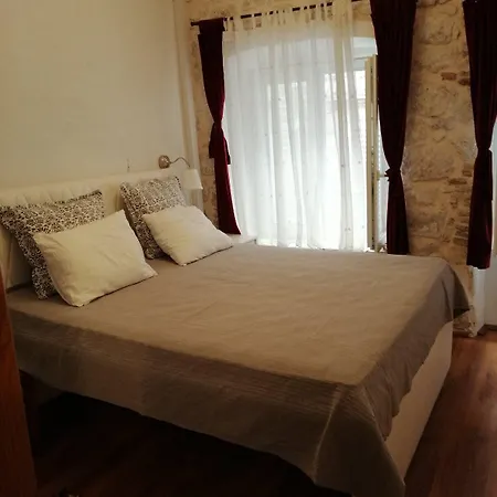 プライベート アコモデーション リンダ ゲストハウス 2*