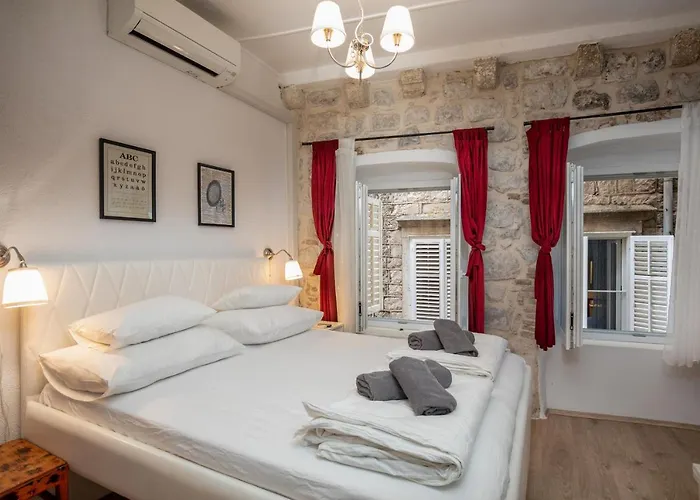 Guest house Private Linda 2*